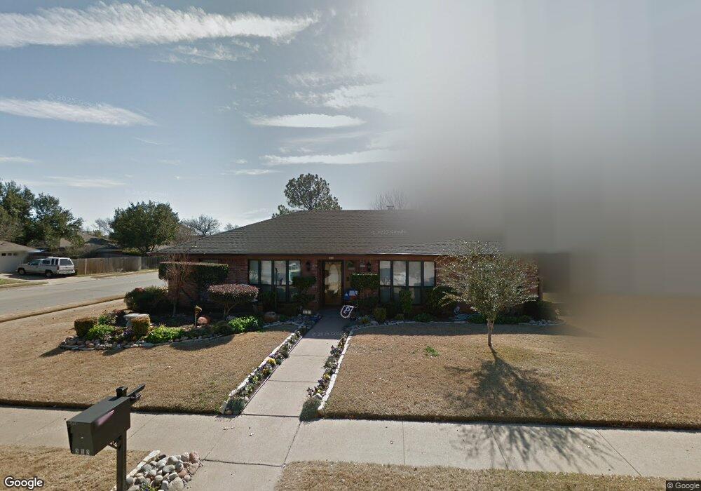 212 Norfolk Dr, Bedford, TX 76021 - photo 1