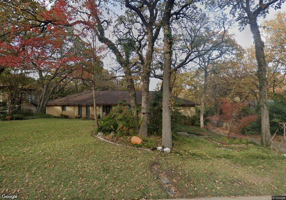 4102 Hollow Oak Dr, Euless, TX 76040 - photo 1