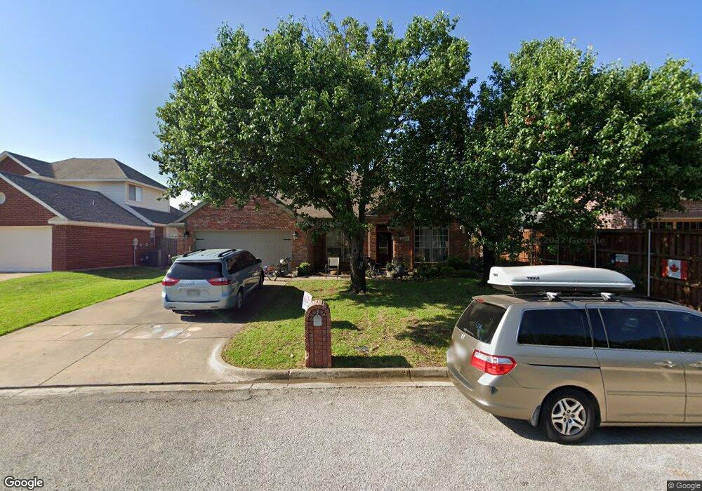 8520 Smith Dr, North Richland Hills, TX 76182 - photo 1