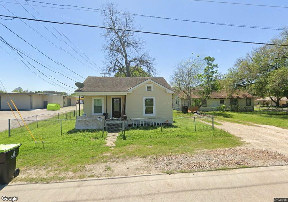 1608 Matthews St, Bay City, TX 77414 - photo 1