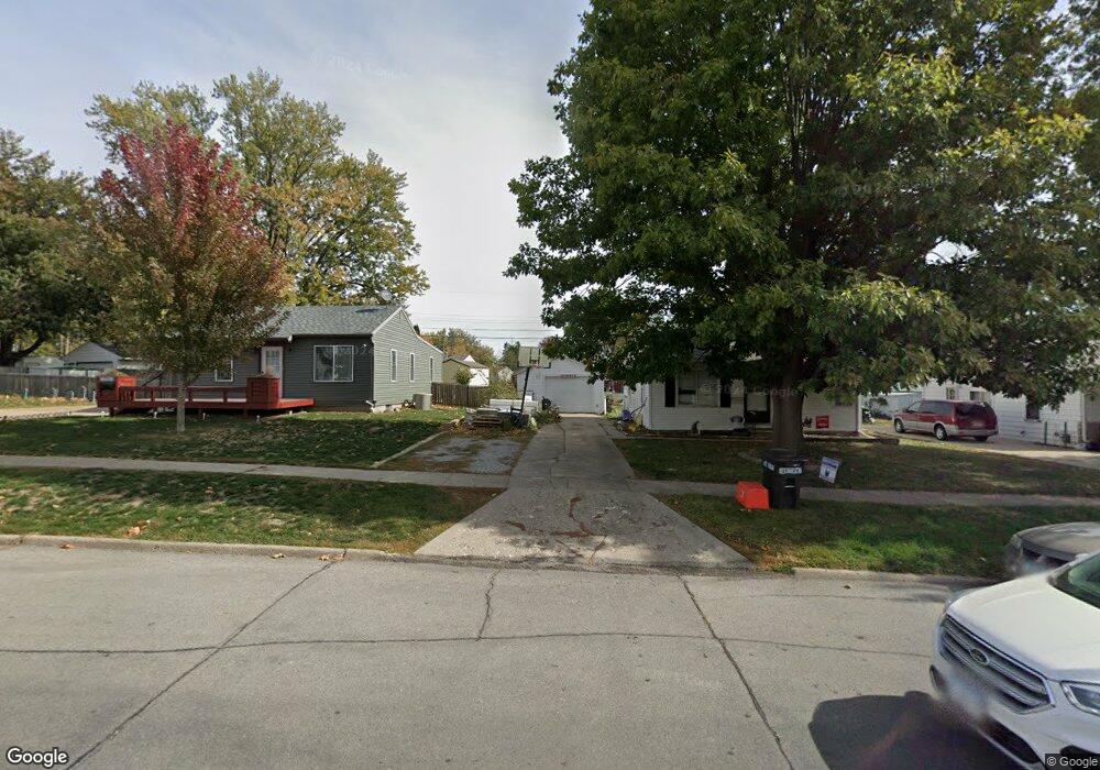 400 E 21st St S, Newton, IA 50208 - photo 1