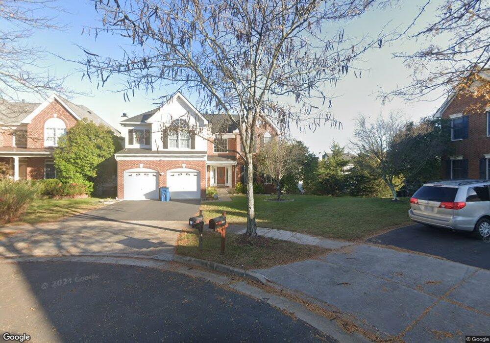 25800 Kaiser Place, Chantilly, VA 20152 - photo 1