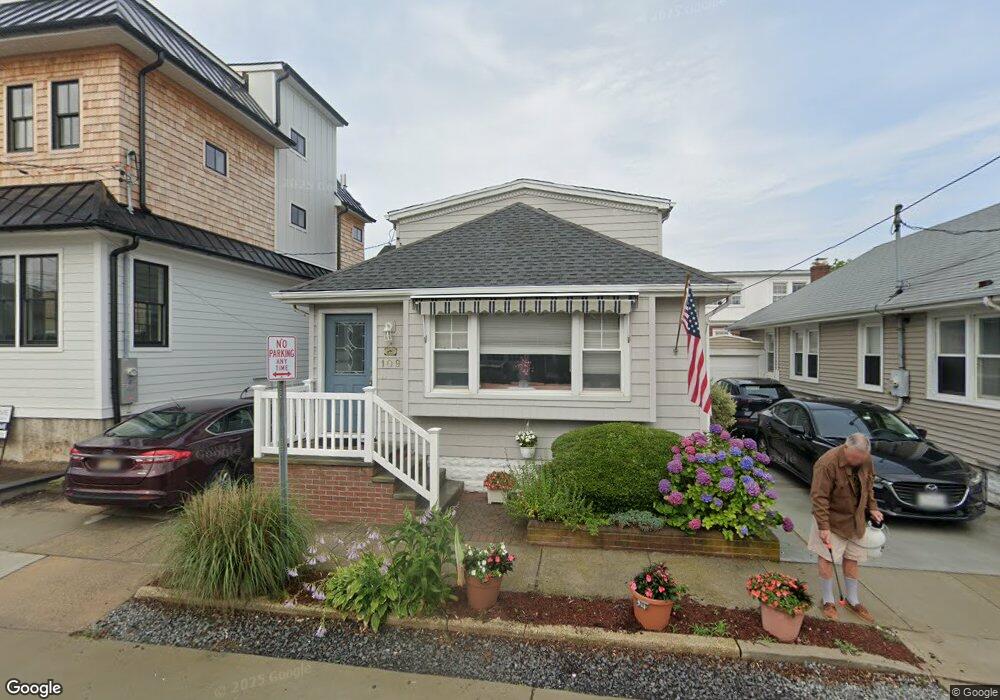 109 Baldwin Ave, Point Lookout, NY 11569 - photo 1