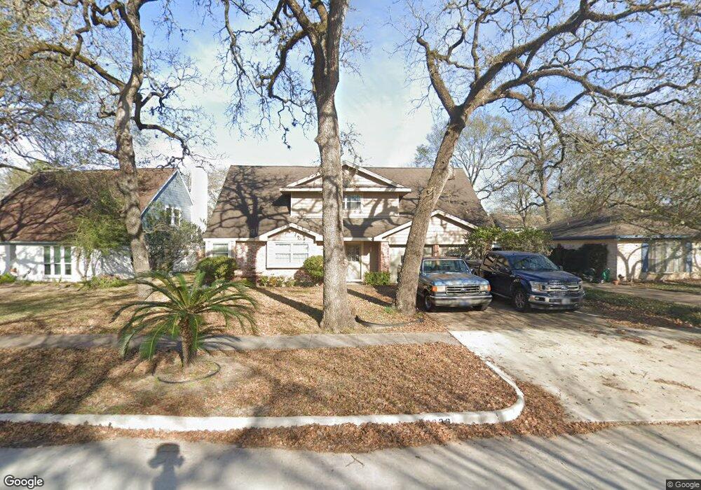 6926 Wagonwheel Ln, Houston, TX 77088 - photo 1