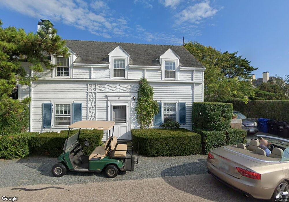 44 Ledge Rd, Newport, RI 02840 - photo 1