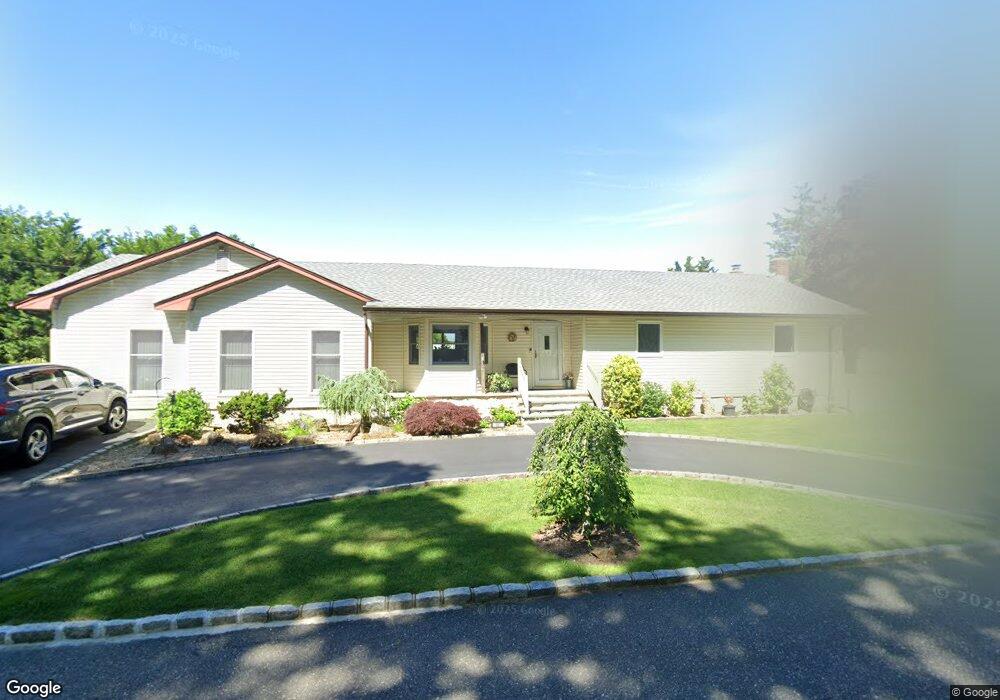 180 Park Ave, Hauppauge, NY 11788 - photo 1