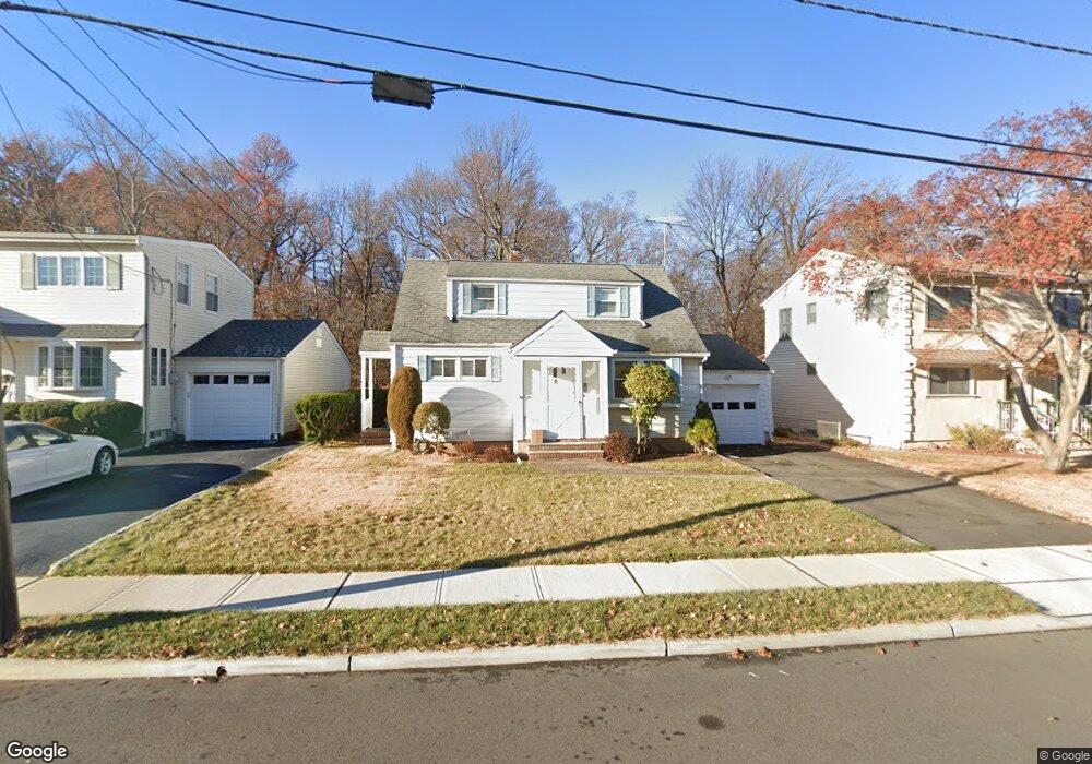 824 Pinewood Rd, Union, NJ 07083 - photo 1