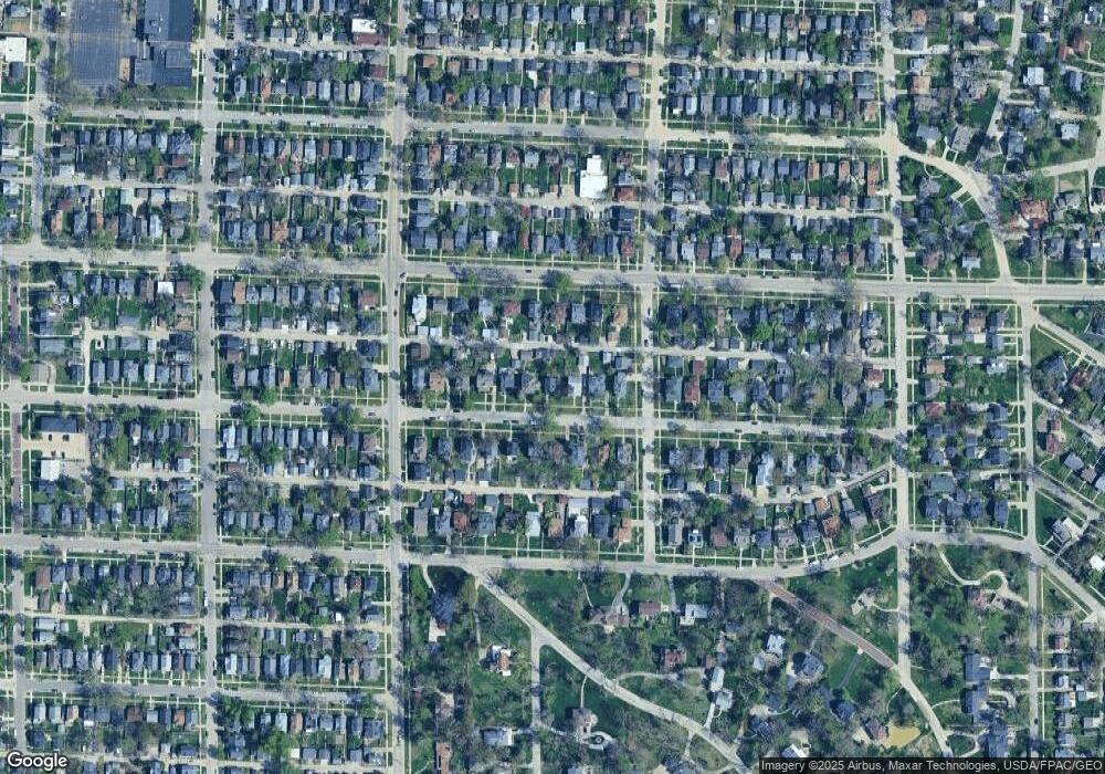 1936 4th Ave SE, Cedar Rapids, IA 52403 - photo 1