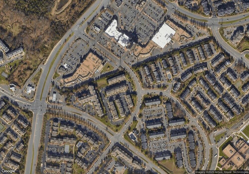 13384 Spofford Rd unit 102, Herndon, VA 20171 - photo 1