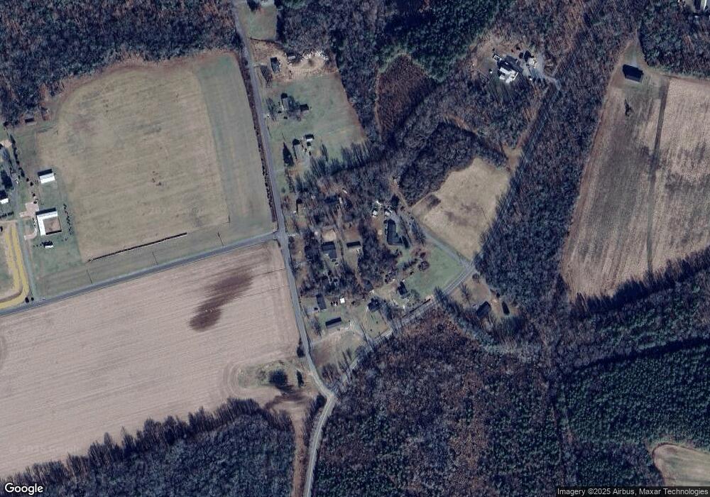 134 Rappahannock Rd, Colonial Beach, VA 22443 - photo 1