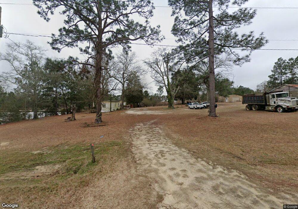 602 E 3rd Ave, Twin City, GA 30471 - photo 1