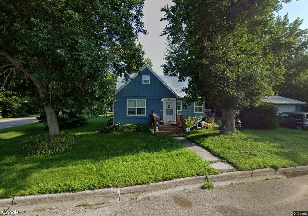 403 2nd Ave NE, Glenwood, MN 56334 - photo 1