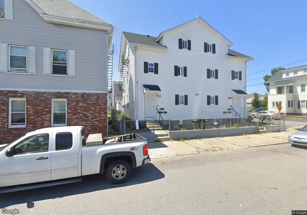 136 Park St unit 2L, Pawtucket, RI 02860 - photo 1