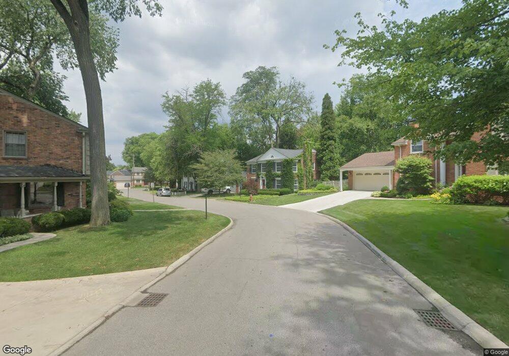 1841 Dean Ln, Grosse Pointe Farms, MI 48236 - photo 1