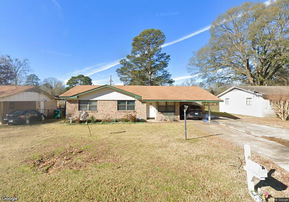 1735 Meadowbrook Ln, Texarkana, TX 75501 - photo 1