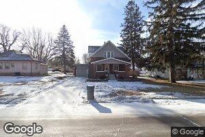 311 E Dakota Ave, George, IA 51237