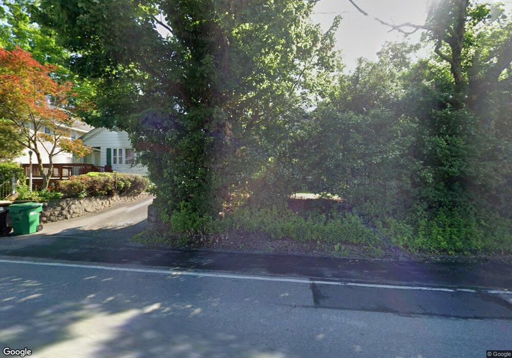 1120 N 5th St, Stroudsburg, PA 18360 - photo 1