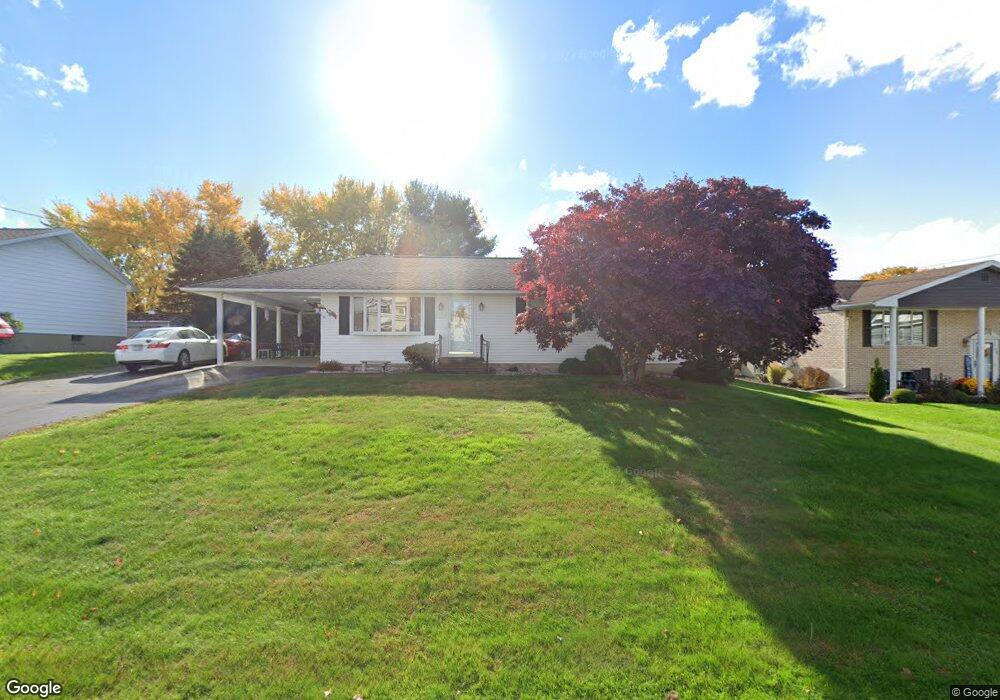 651 E Scott St, Olyphant, PA 18447 - photo 1