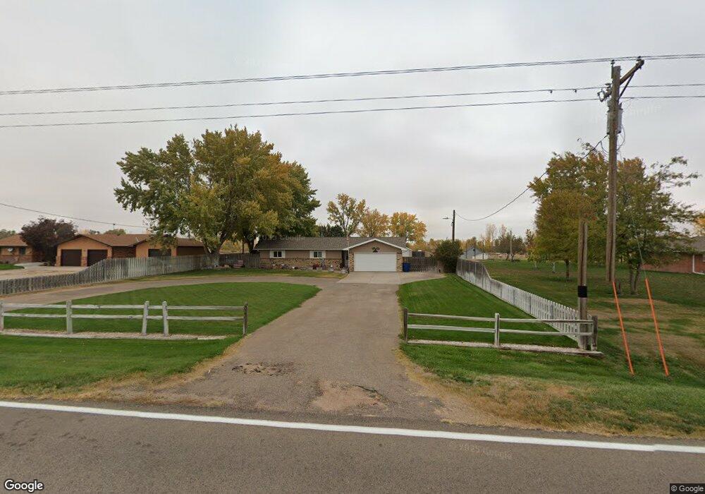 9327 W Front Rd, North Platte, NE 69101 - photo 1