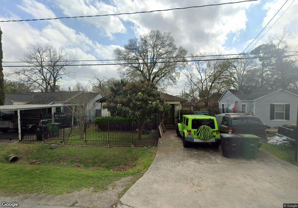 116 De Boll St, Houston, TX 77022 - photo 1