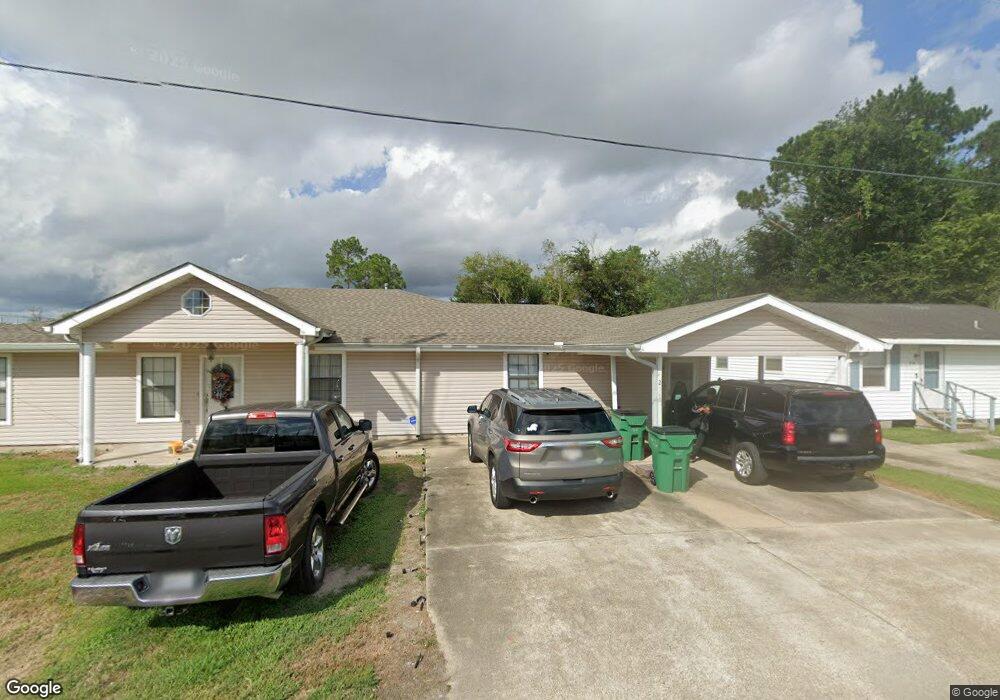 216 Carol St, Thibodaux, LA 70301 - photo 1