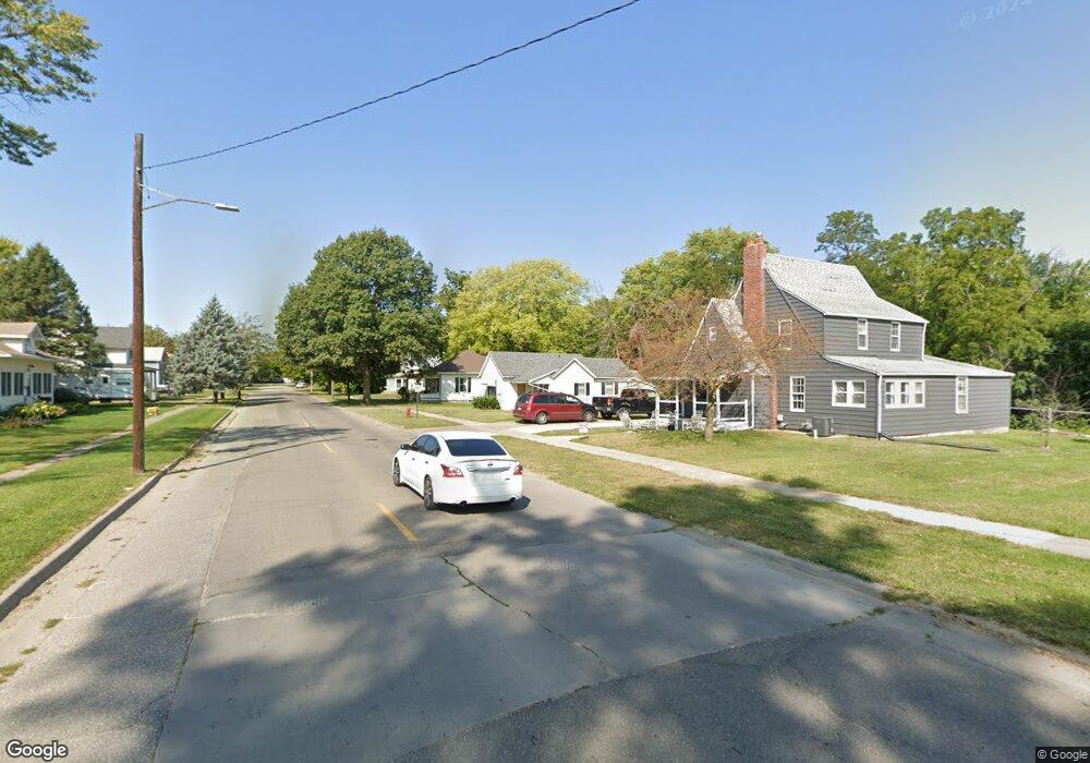 402 Gamble St, Columbus Junction, IA 52738 - photo 1