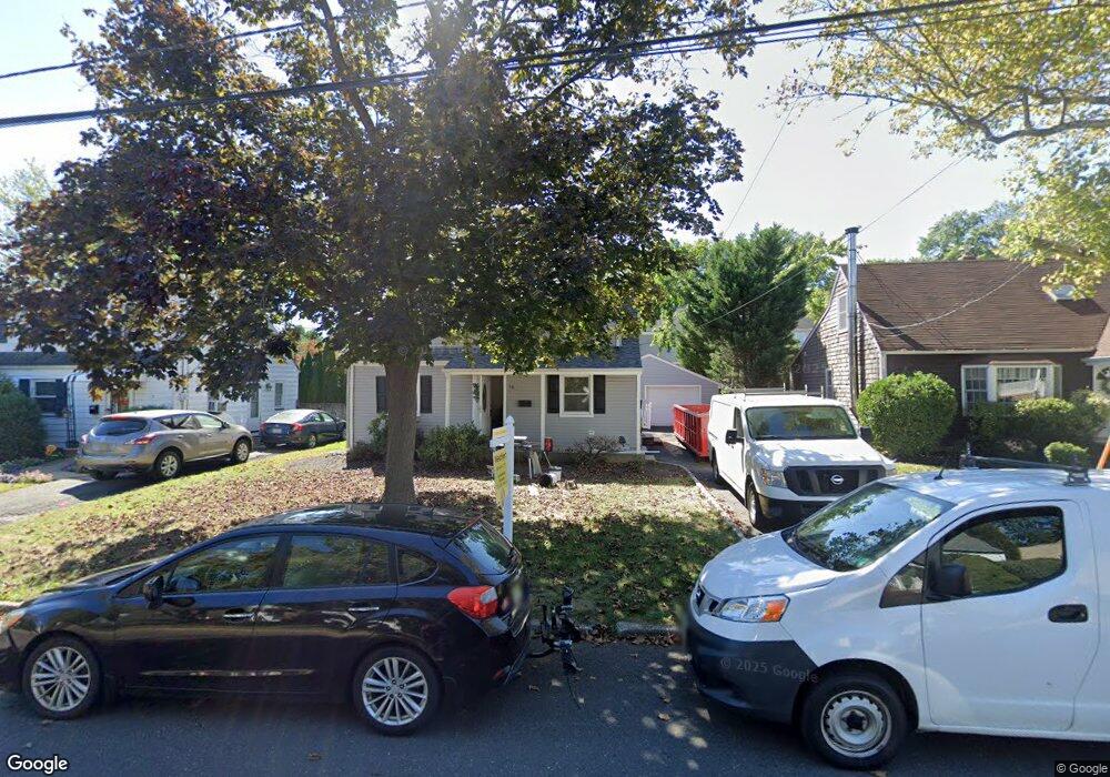 15 Sunset Dr, Clark, NJ 07066 - photo 1