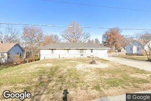 800 NE Lindberg Dr, Kansas City, MO 64118