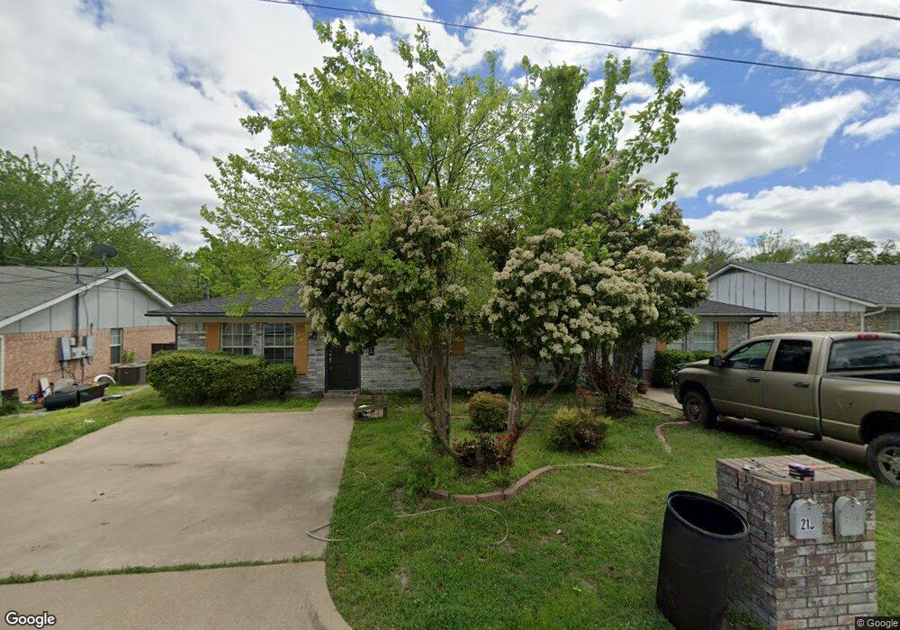 213 W Anderson St, Weatherford, TX 76086 - photo 1