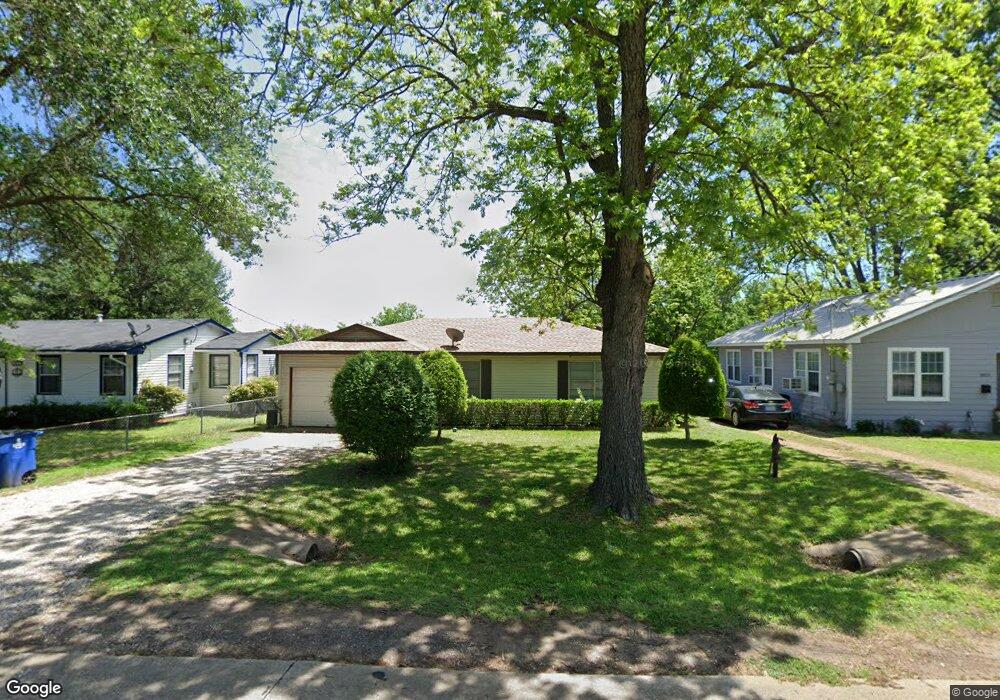 1015 E Milam St, Ennis, TX 75119 - photo 1