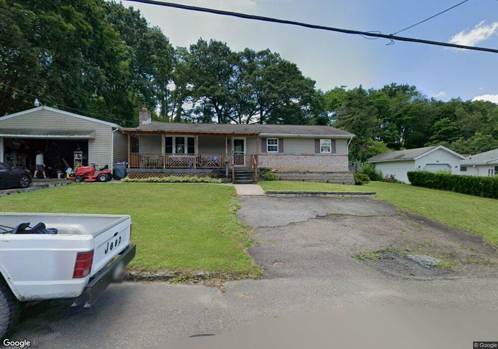 28 Bull Run St, Coaldale, PA 18218 - photo 1