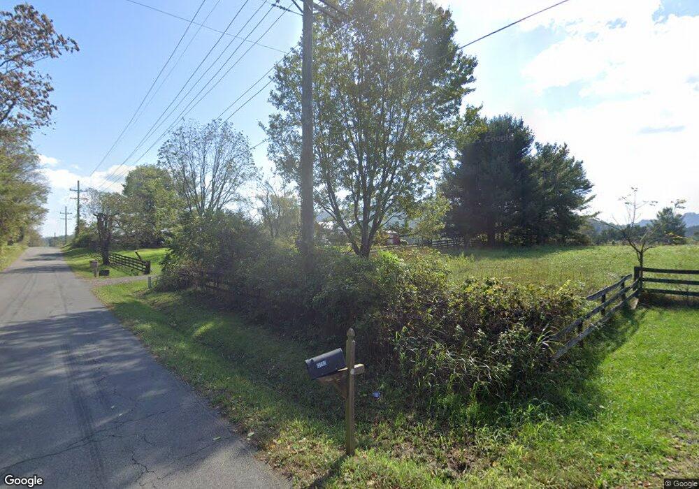 13782 Crest Hill Rd, Flint Hill, VA 22627 - photo 1