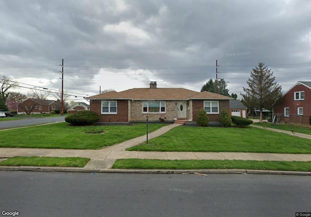 1049 N 13th St, Allentown, PA 18102 - photo 1