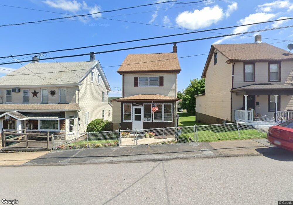 957 N Vine St, Hazleton, PA 18201 - photo 1