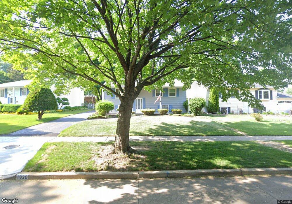 1826 E Benwick Rd, Toledo, OH 43613 - photo 1