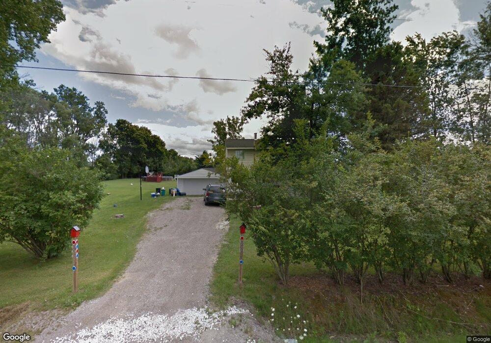 8376 E Carpenter Rd, Davison, MI 48423 - photo 1