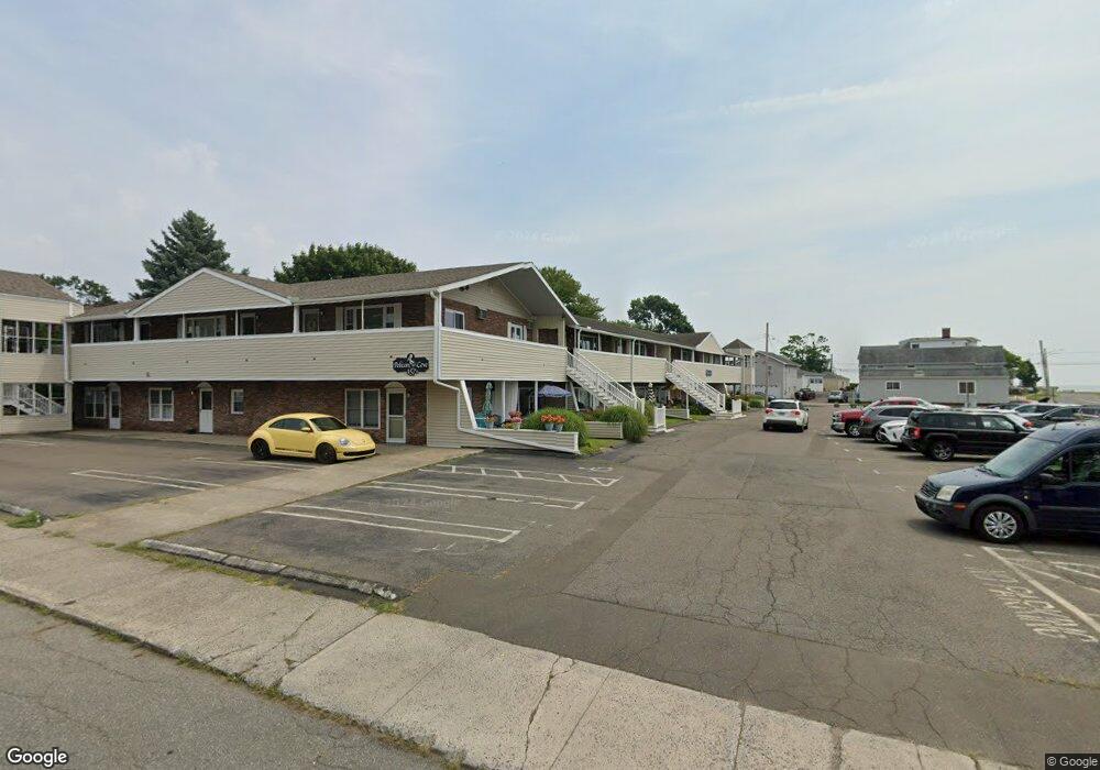 157 1/2 Kings Hwy unit P, Milford, CT 06460 - photo 1