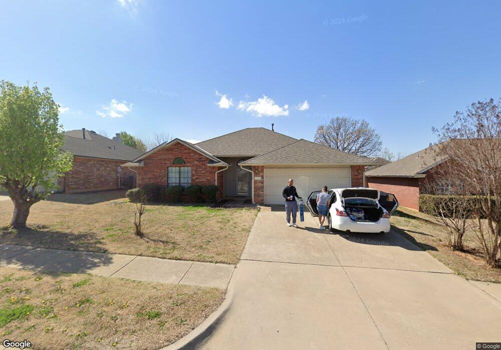 809 N Morgan Dr, Moore, OK 73160 - photo 1