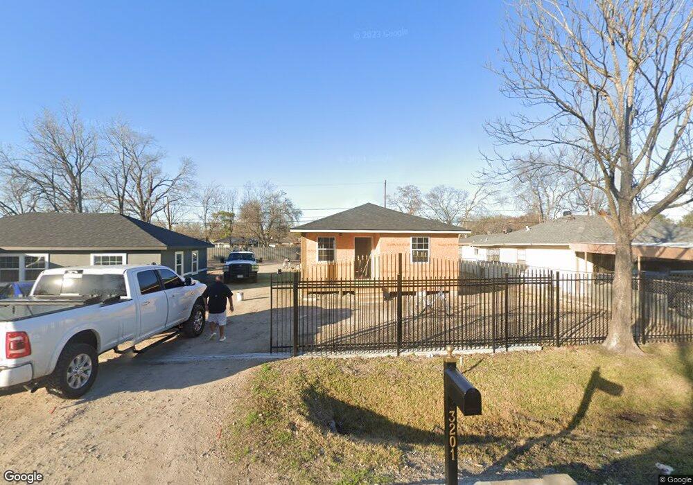 3201 Mooney Rd, Houston, TX 77093 - photo 1