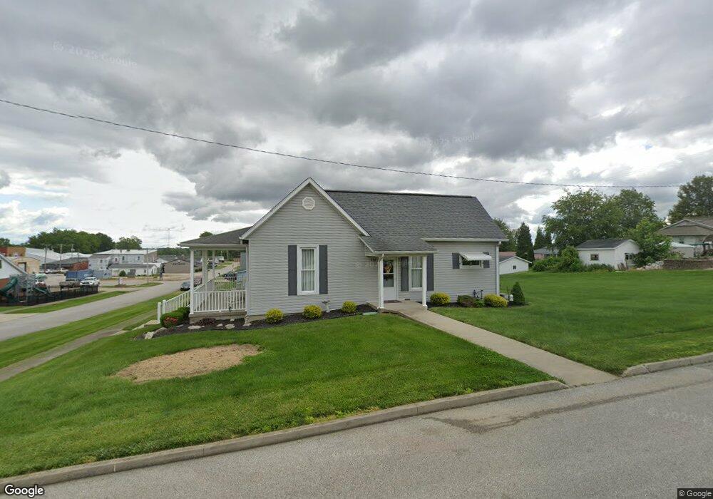 376 N 2nd St, Montgomery, IN 47558 - photo 1