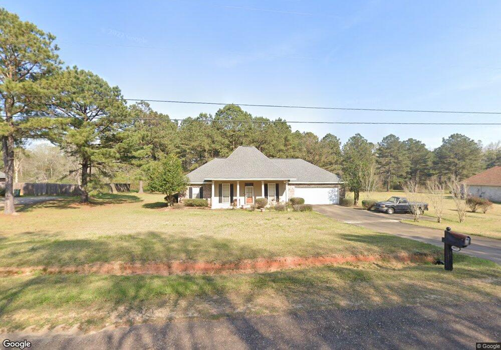 1037 Quail Ridge Dr, McComb, MS 39648 - photo 1