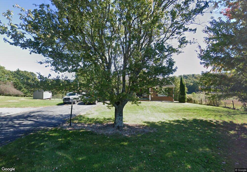 1526 Old Providence Rd, Raphine, VA 24472 - photo 1