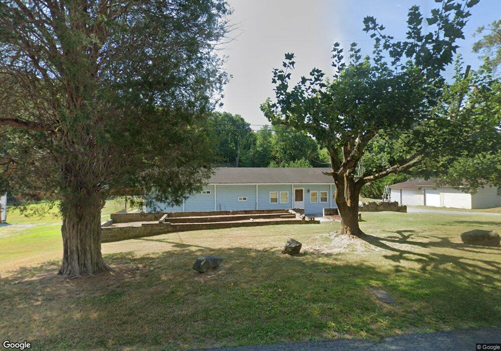 401 Woodlyn Rd, Johnson City, TN 37601 - photo 1