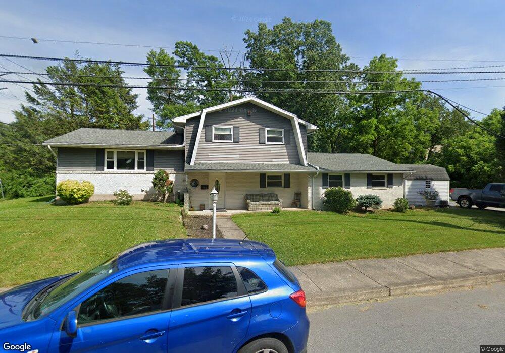 790 Furnace St, Emmaus, PA 18049 - photo 1