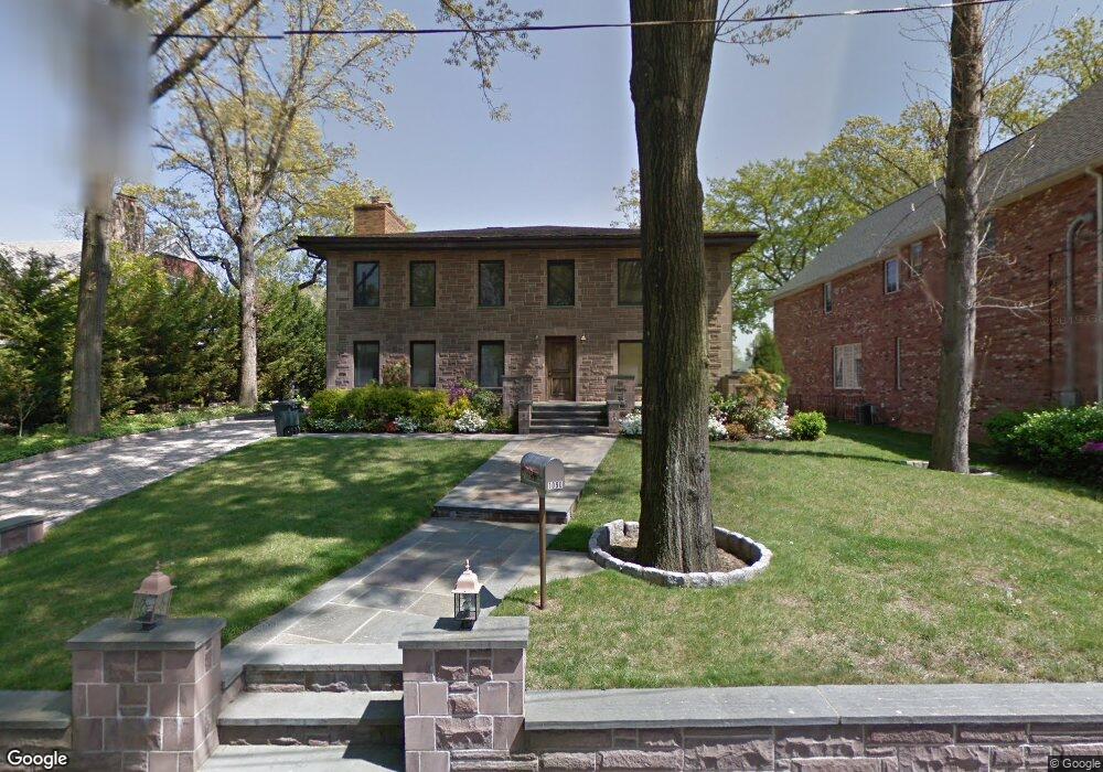 1090 Briar Way, Fort Lee, NJ 07024 - photo 1