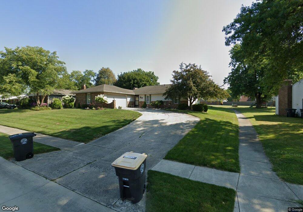 9302 Crystal Spring Dr, Fort Wayne, IN 46804 - photo 1