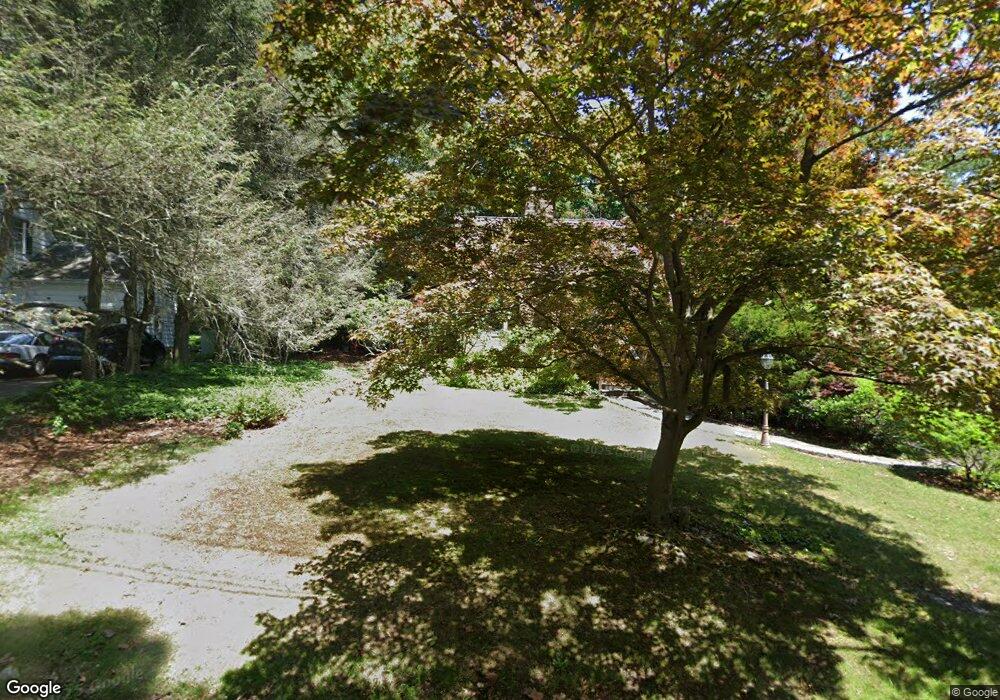 11 N Forest Cir, West Haven, CT 06516 - photo 1