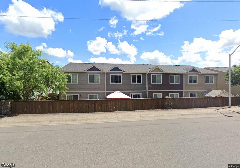 860 NW 3rd Ave, Canby, OR 97013 - photo 1