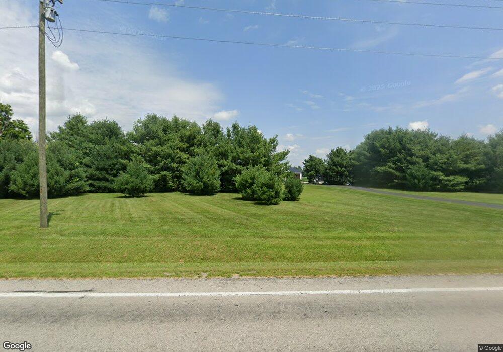 2226 E Markle Rd, Huntington, IN 46750 - photo 1