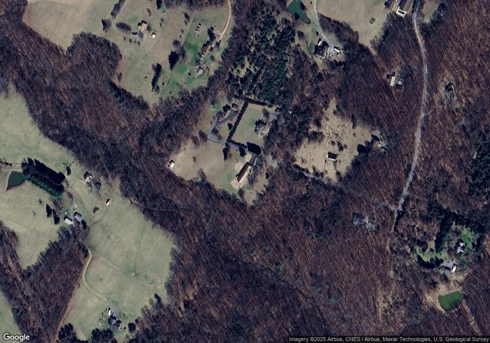 171 Mercury Way, Berkeley Springs, WV 25411 - photo 1